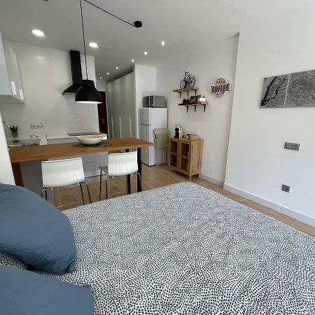 Lovely Stay Studio By Tor ปูแอร์โตเดลาครูซ ภายนอก รูปภาพ